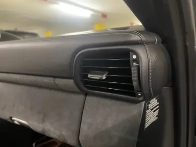 Porsche 911 Cabrio Carrera 4 GTS PDK — Cabriolet sportif légendaire, 85'000 km seulement — Miniature 18