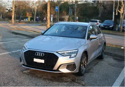 Audi A3 Sportback 35 TFSI — Compacte dynamique, 17 000 km, 5 ans de garantie — arrière