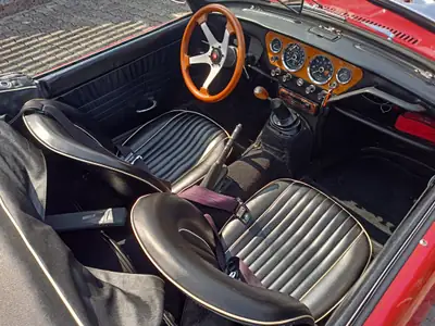 Triumph Spitfire MK3 1969 — Cabriolet anglais de légende, sans accident — détail
