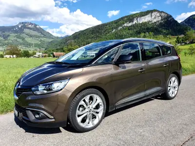 Renault Grand Scénic 1.6 dCi Zen — Minivan 7 places, diesel économe, 69'000 km — côté