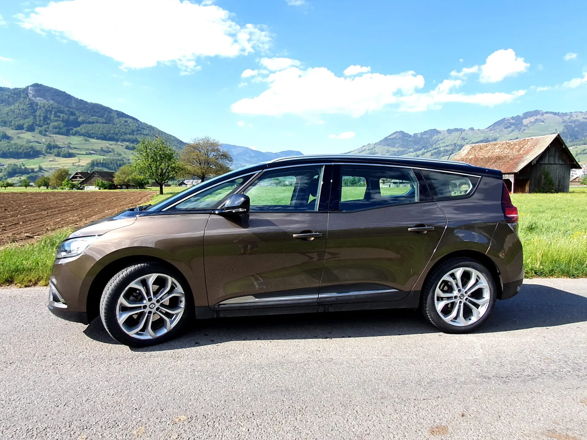 Renault Grand Scenic 2017 occasion Brunnen — 5