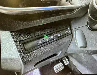 Peugeot 3008 300e Hybrid4 GT — SUV hybride rechargeable, 69 500 km, traction intégrale — Thumbnail 10