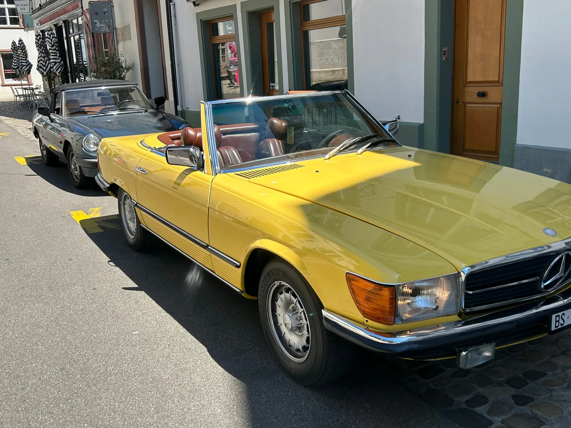 Mercedes-Benz SL 280 R 107 — Chef-d'œuvre cabriolet des années 70, état d'origine exceptionnel — Außenansicht