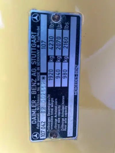 Mercedes-Benz SL 280 R 107 — Chef-d'œuvre cabriolet des années 70, état d'origine exceptionnel — Miniatur 15