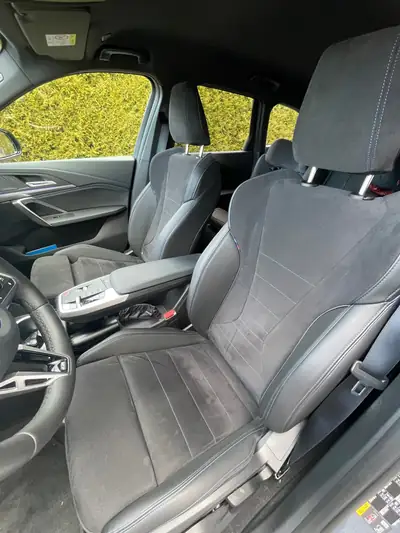 BMW iX1 xDrive 30 M Sport — SUV électrique performant, 33 800 km seulement — Miniatur 7