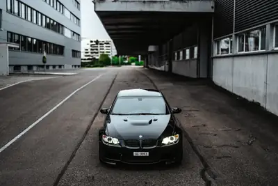 BMW M3 Coupé DSG Competition 2011 — Performance brute et carbone, 92'000 km — Miniatur 9