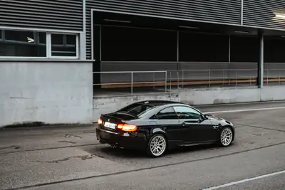 BMW M3 Coupé DSG Competition 2011 — Performance brute et carbone, 92'000 km — Miniatur 7