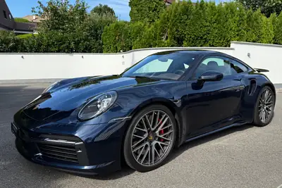 Porsche 911 Turbo PDK — Performance extrême, 24 000 km, garantie prolongée jusqu'en 2028 — fianco