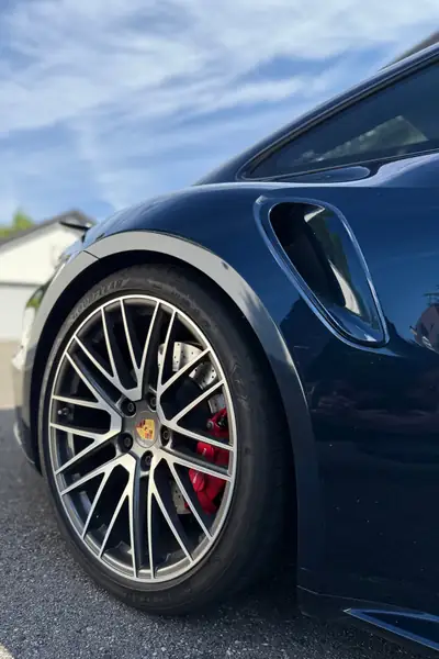 Porsche 911 Turbo PDK — Performance extrême, 24 000 km, garantie prolongée jusqu'en 2028 — Miniatura 8
