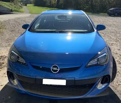 Opel Astra GTC 2.0i Turbo OPC — Coupé sportif 280 ch, faible kilométrage — vue extérieure