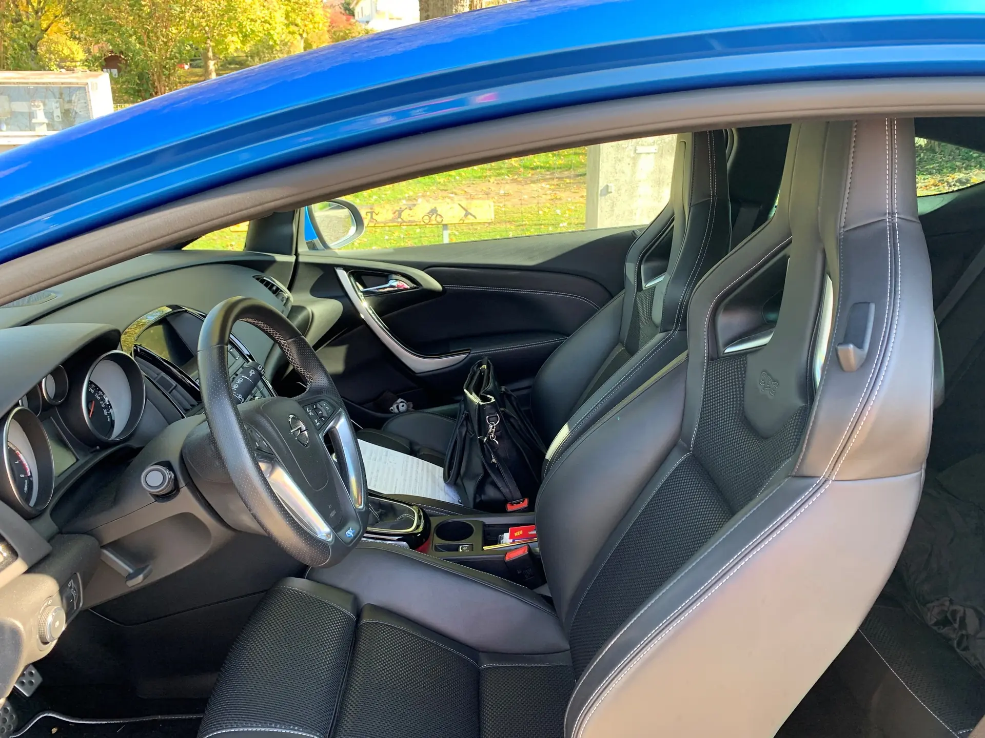 Opel Astra 2013 occasion Pfäffikon (Schweiz) — 2