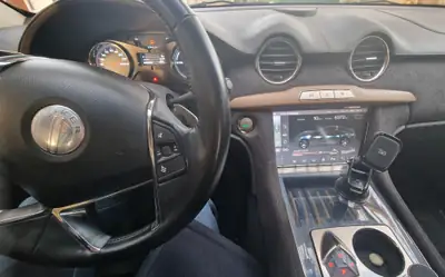 Fisker Karma Chic — Berline hybride rechargeable élégante, 56'000 km seulement — Miniatura 9