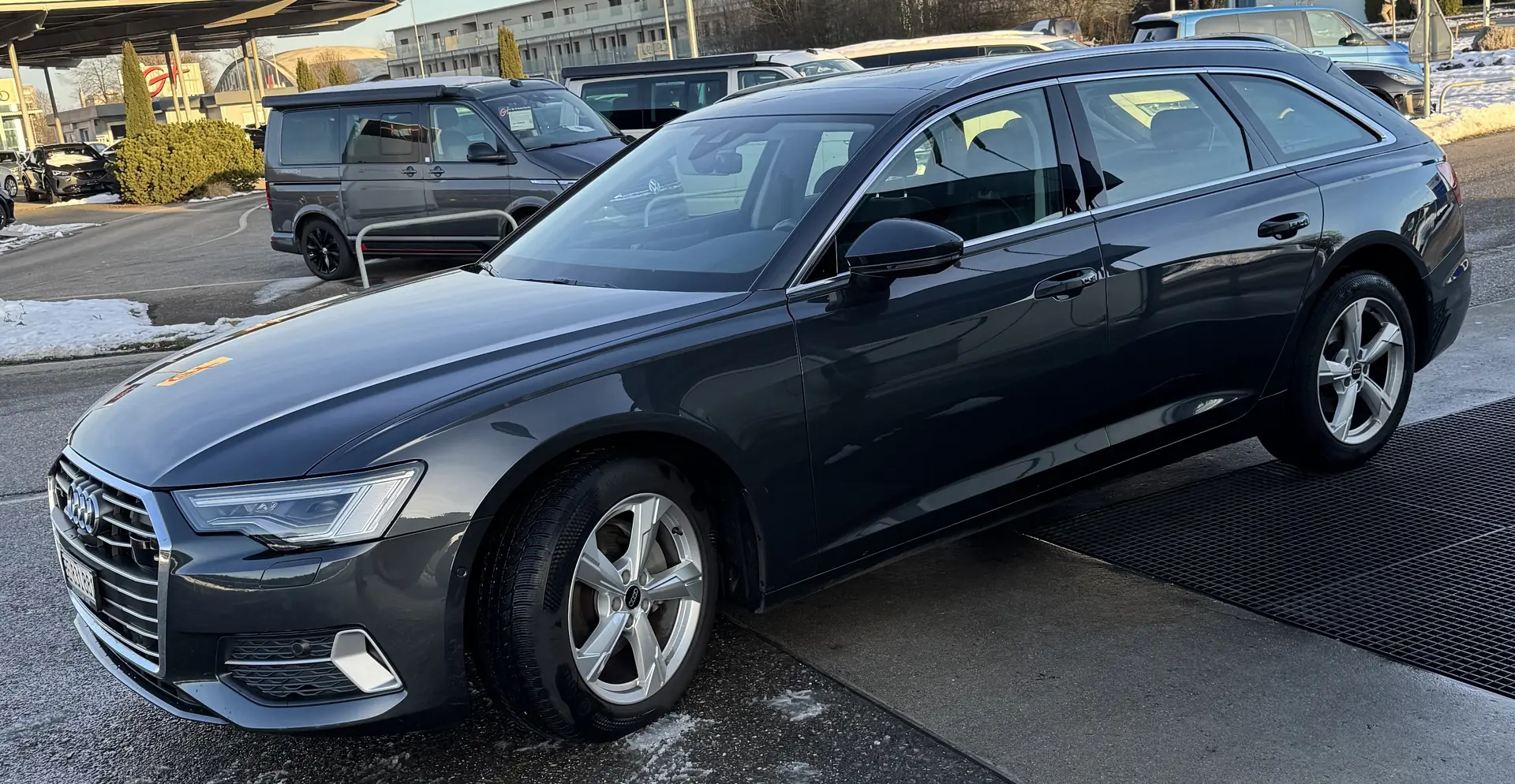 Audi A6 Avant 40 TDI Sport S-tronic — Break premium diesel, 57'500 km seulement — vue extérieure