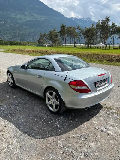 Mercedes-Benz SLK 280 — Cabriolet sportif 2006, 67'000 km, sans sinistre — Heckansicht