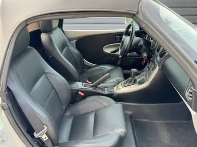 Fiat Barchetta 1.8 — Cabriolet sportif des années 2000, climatisation et contrôle ABS — Miniature 12