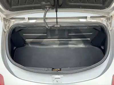 Fiat Barchetta 1.8 — Cabriolet sportif des années 2000, climatisation et contrôle ABS — Miniature 13