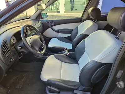 Citroën Xsara Coupé 2.0i 16V VTS — Sportive cult des années 2000, projet turbo motivant — Armaturenbrett
