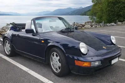 Porsche 911 Carrera 2 Cabrio 1991 — Légende décapotable avec homologation véhicule historique — vue extérieure