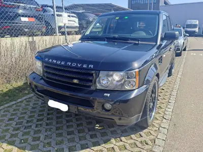 Land Rover Range Rover Sport 2.7 Td6 HSE — SUV premium Diesel, 4x4 performant — exterior view