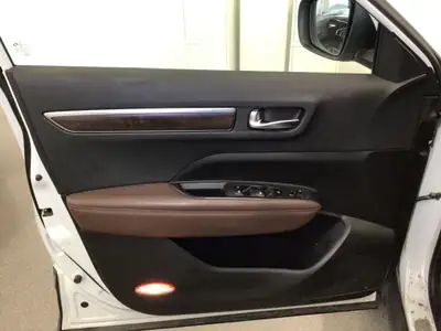 Renault Koleos 2.0 dCi Business Line 4x4 — SUV robuste, 140 000 km, intérieur premium — Thumbnail 9
