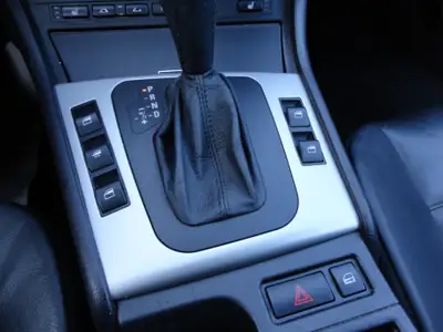 BMW 330Ci Cabriolet — Youngtimer élégant, moteur 231 ch, contrôle technique frais — Miniature 12