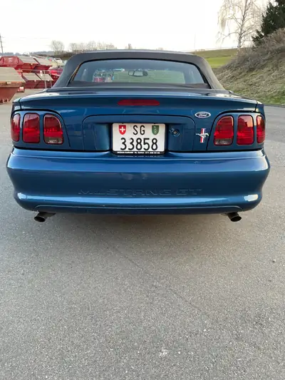 Ford Mustang GT Convertible 2000 — Légende américaine décapotable, 69'000 km — interni