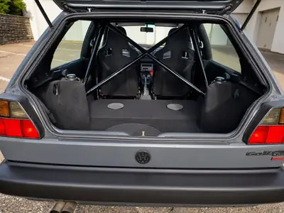 VW Golf 1800 GTI G60 — Une légende des années 90 restaurée avec passion — Miniatur 16