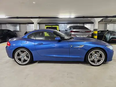 BMW Z4 sDrive35i — Cabriolet sportif, 306 ch et transmission manuelle — tableau de bord