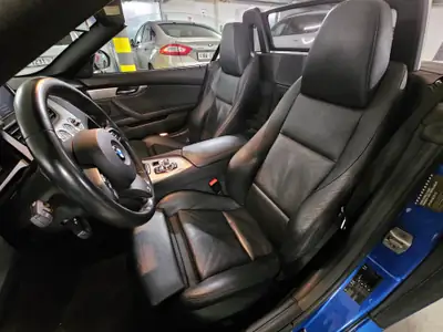 BMW Z4 sDrive35i — Cabriolet sportif, 306 ch et transmission manuelle — Miniature 12