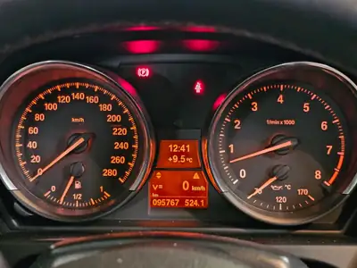 BMW Z4 sDrive35i — Cabriolet sportif, 306 ch et transmission manuelle — Miniature 14