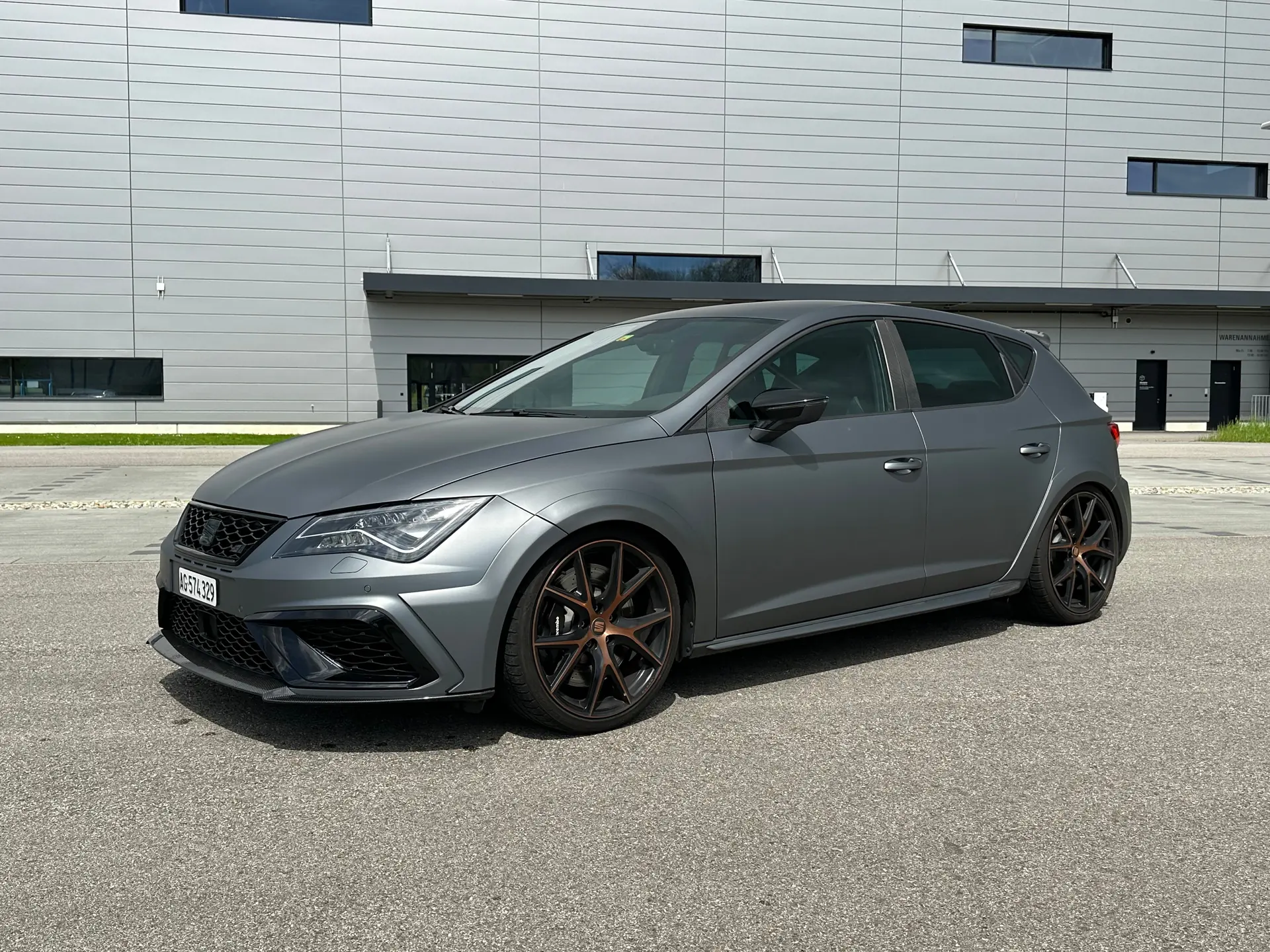 SEAT Leon 2.0 TSI Cupra R — 300 ch, sportive affûtée à 90'000 km
