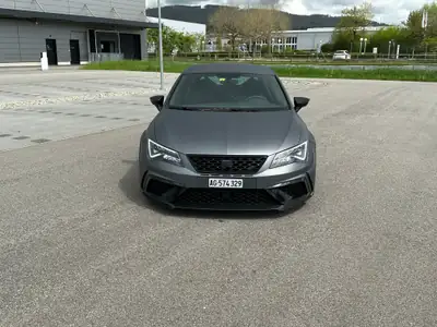 SEAT Leon 2.0 TSI Cupra R — 300 ch, sportive affûtée à 90'000 km — arrière