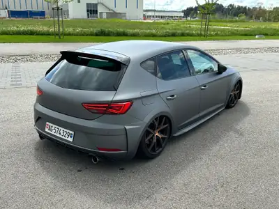 SEAT Leon 2.0 TSI Cupra R — 300 ch, sportive affûtée à 90'000 km — tableau de bord