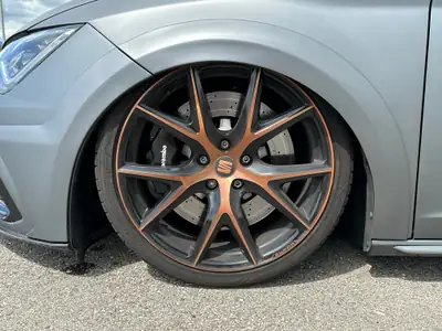 SEAT Leon 2.0 TSI Cupra R — 300 ch, sportive affûtée à 90'000 km — Miniature 8