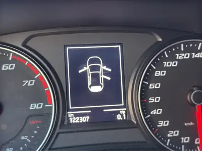SEAT Leon 1.5 TSI EVO — Berline dynamique sans accident, équipée et économe — Thumbnail 11