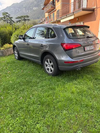 Audi Q5 3.0 TDI quattro S-tronic — SUV Premium diesel, 4x4 performant — dashboard