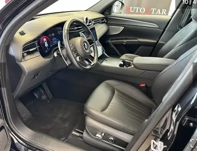 Maserati Grecale 2.0 MHEV GT — SUV hybride sportif, 20'000 km seulement — interior
