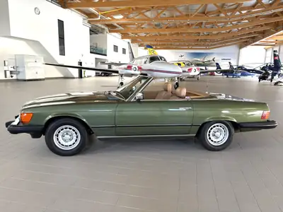 Mercedes-Benz SL 380 — Roadster mythique 1984, 16500 km seulement, version US rare — fianco