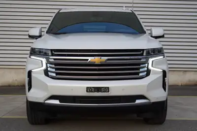 Chevrolet Tahoe High Country 6.2 AWD — SUV 7 places muscular, 426 ch, entretien neuf — côté