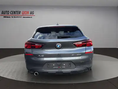 BMW X2 xDrive 25e Steptronic — Hybride rechargeable sportif, 79'850 km seulement — tableau de bord