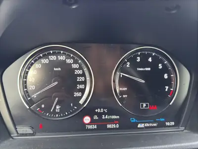 BMW X2 xDrive 25e Steptronic — Hybride rechargeable sportif, 79'850 km seulement — Miniature 11