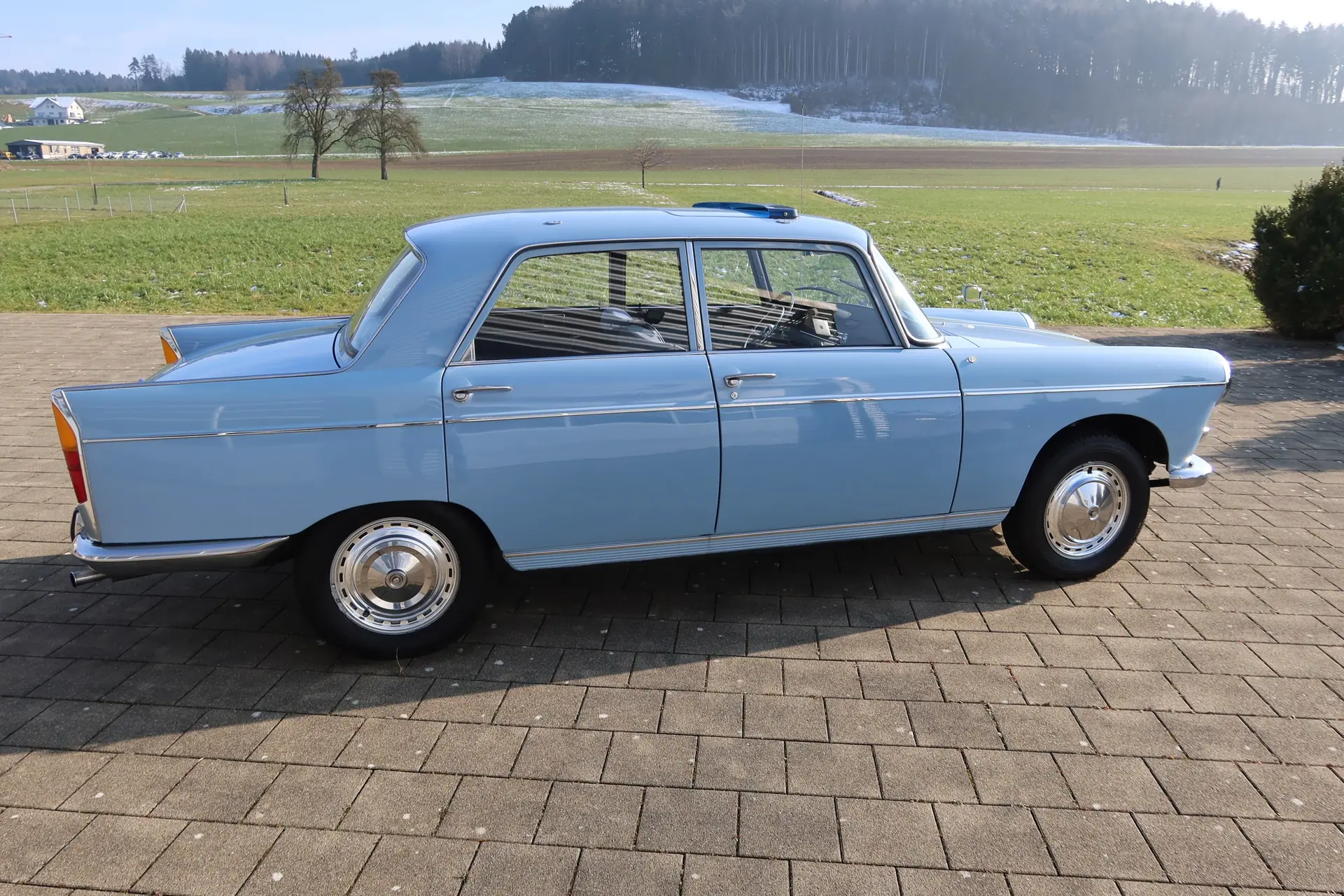 Peugeot 404 1966 occasion Tägerschen — 2
