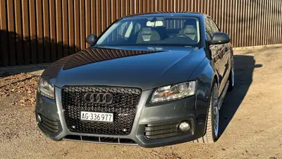 Audi S5 Coupé 4.2 FSI — V8 sportif 353 ch, échappement Milltek, sans accident — fianco