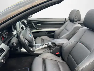 BMW 325i Cabriolet — Élégance décapotable, 218 ch dynamiques — Miniature 9
