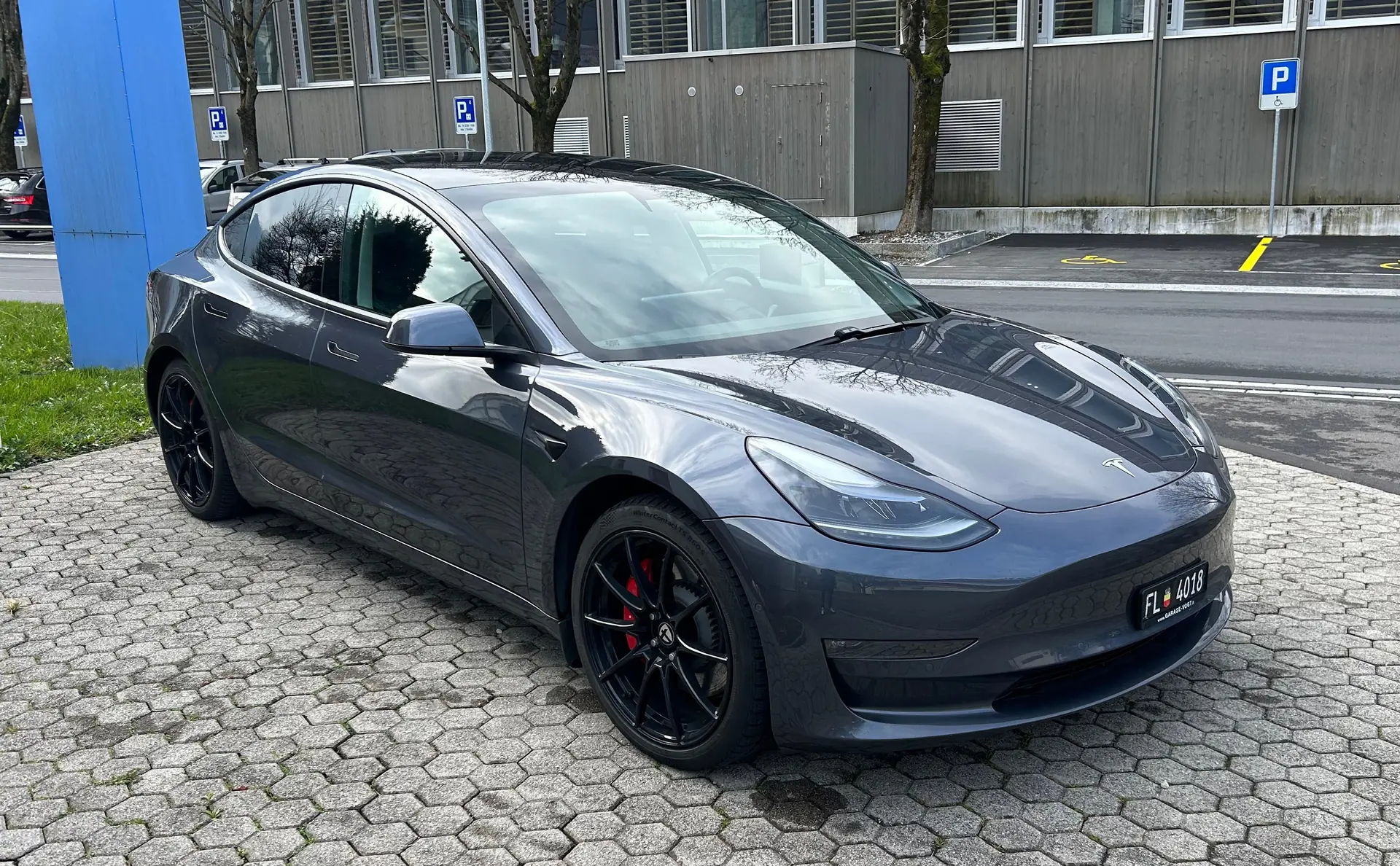 Tesla Model 3 2021 occasion Balzers — 1
