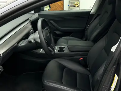 Tesla Model 3 Performance Dual Motor AWD — Électrique haute performance, 49 500 km — dashboard