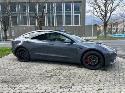 Tesla Model 3 Performance Dual Motor AWD — Électrique haute performance, 49 500 km — Thumbnail 8