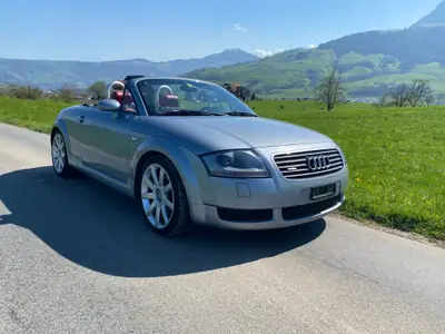 Audi TT Roadster 1.8 T quattro — Cabriolet sportif mythique, 225 ch dynamiques — dettaglio