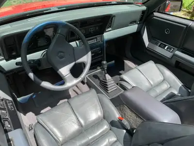 Chrysler Le Baron 2.2 Turbo GTC — Cabriolet sportif des années 80, turbo 177 ch — arrière