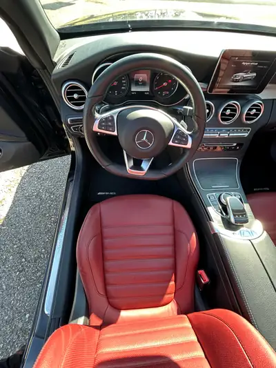 Mercedes-Benz C 200 Cabriolet 4Matic — Élégance décapotable, très peu kilométré — détail